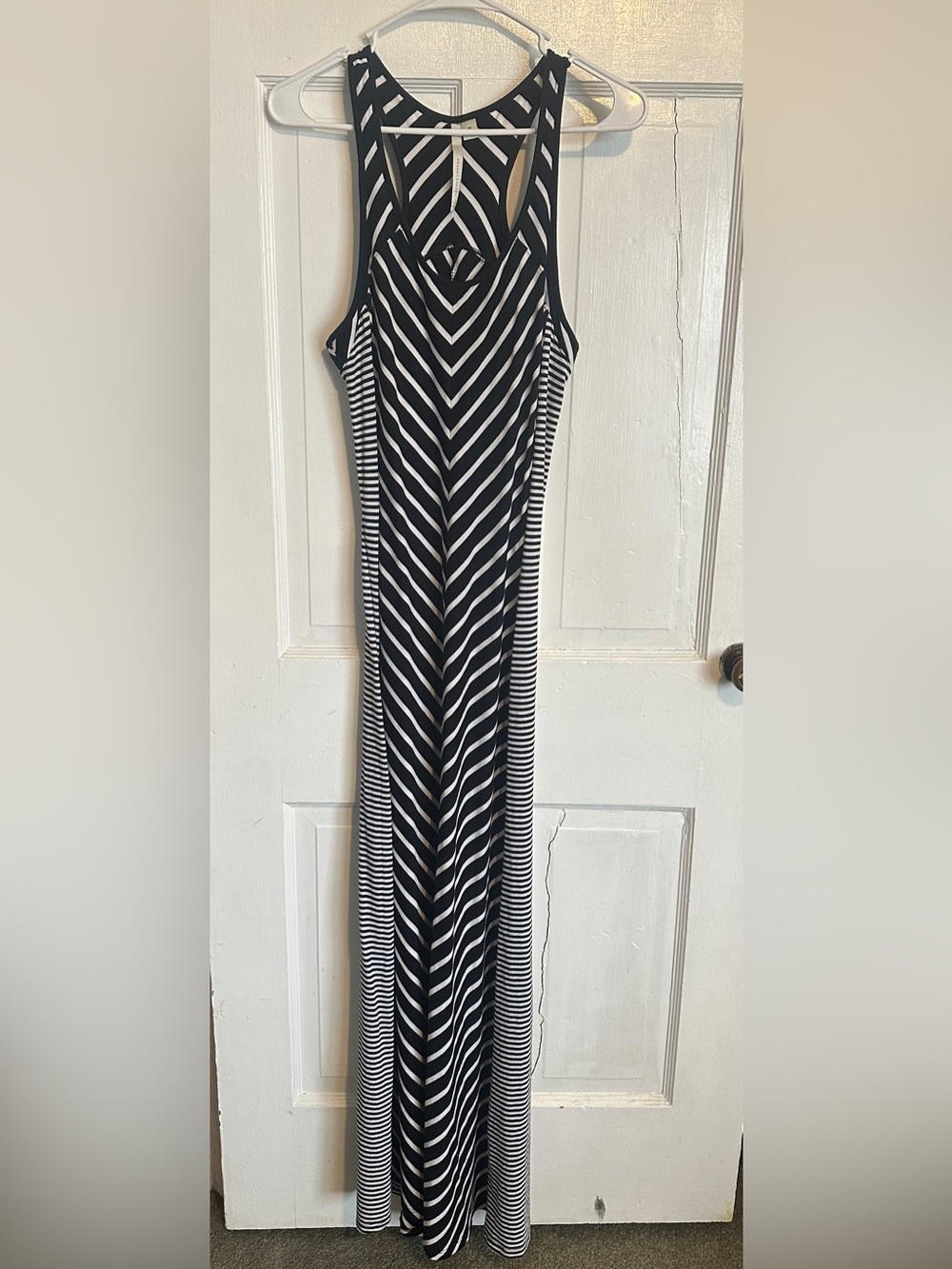 LC Lauren Conrad Black and White Maxi Dress